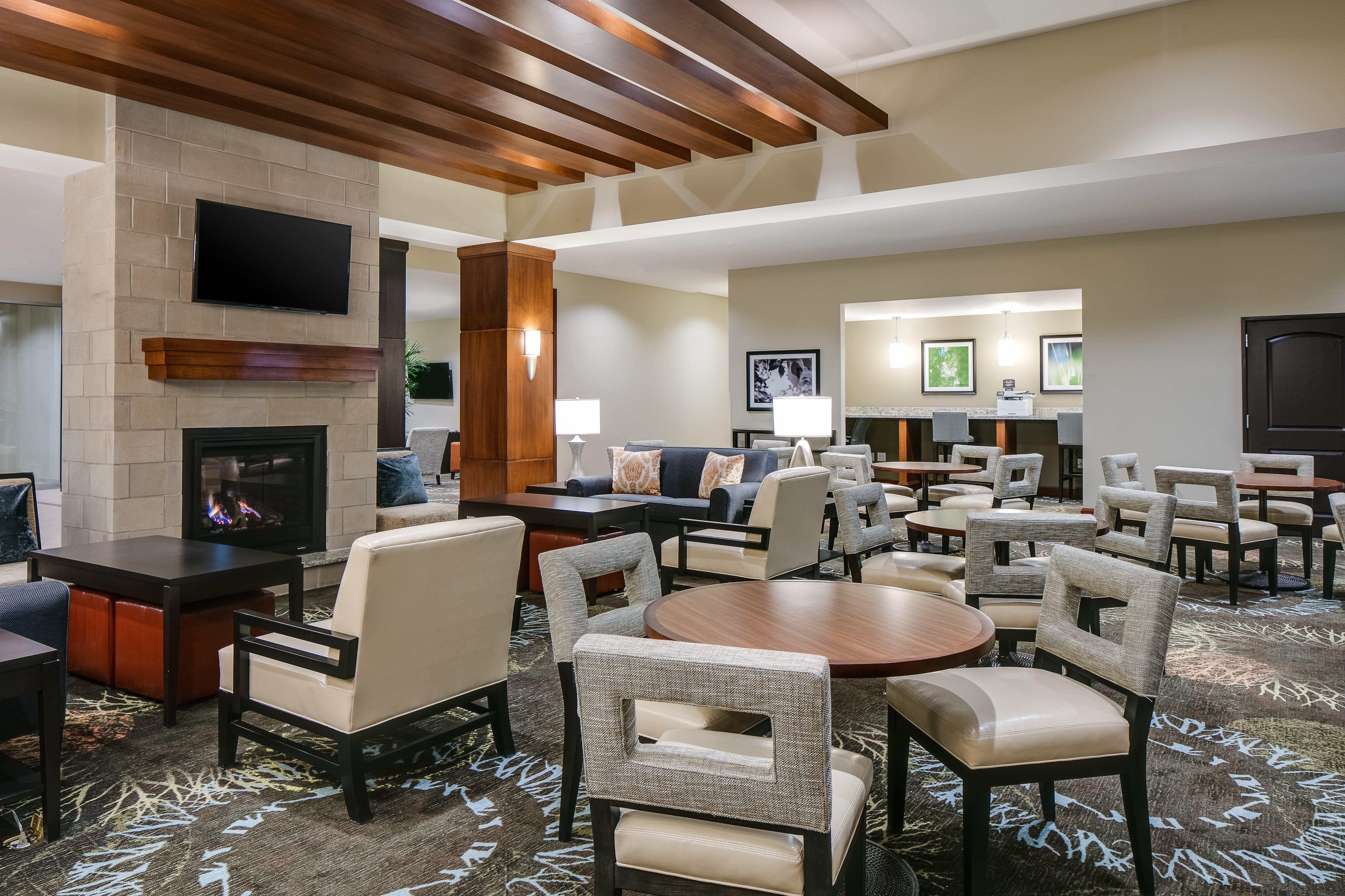 Staybridge Suites Des Moines Downtown By Ihg Экстерьер фото