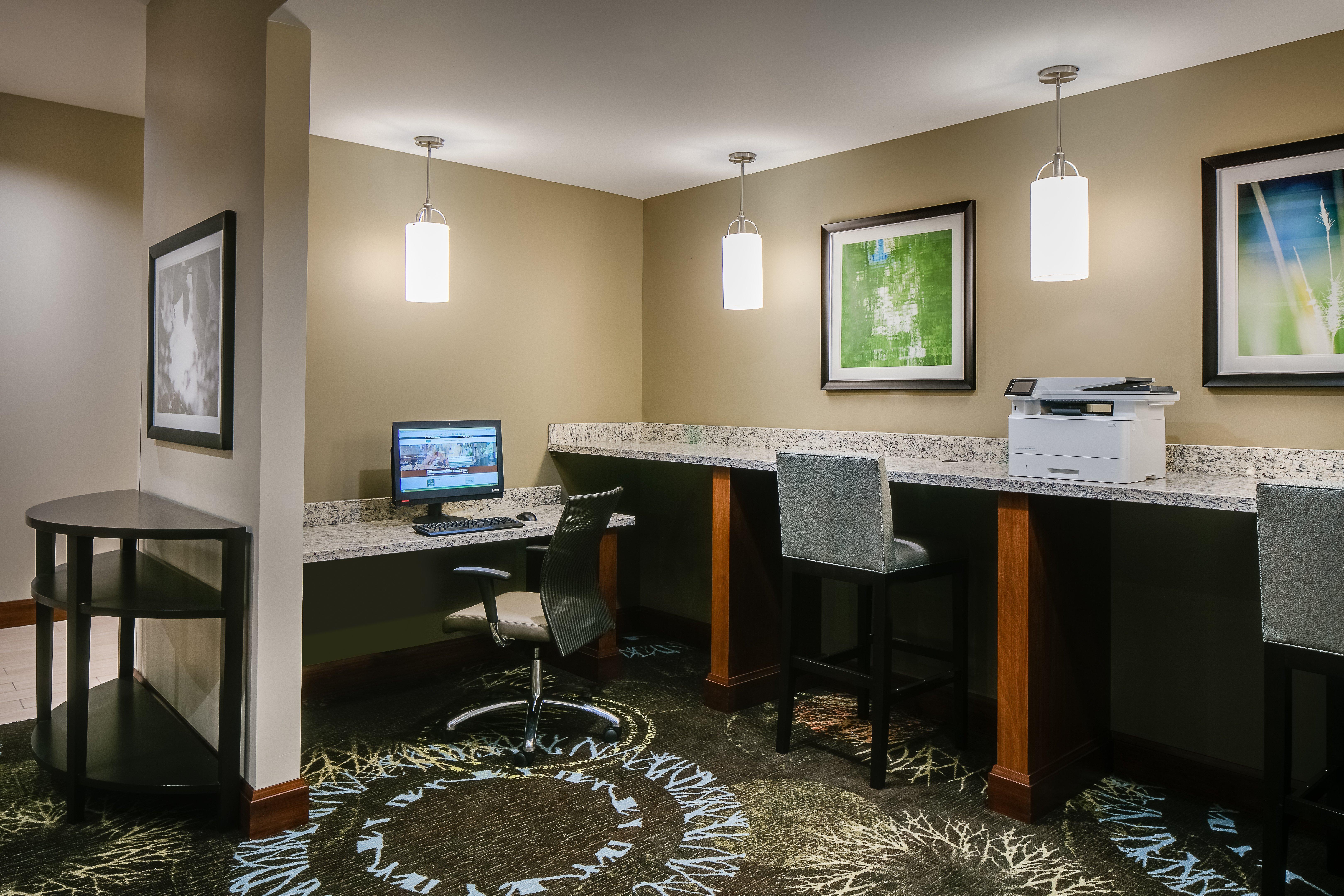 Staybridge Suites Des Moines Downtown By Ihg Экстерьер фото