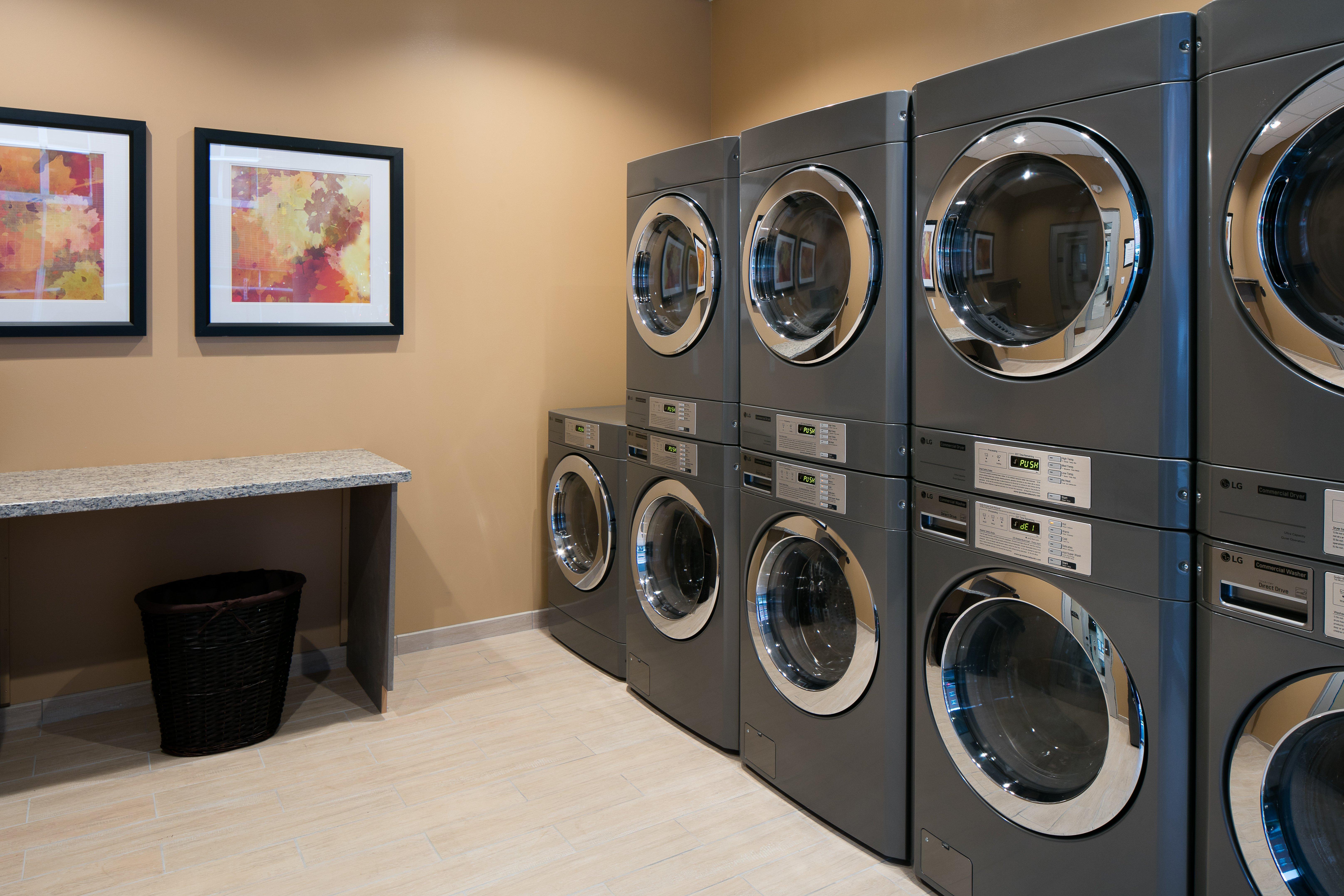 Staybridge Suites Des Moines Downtown By Ihg Экстерьер фото