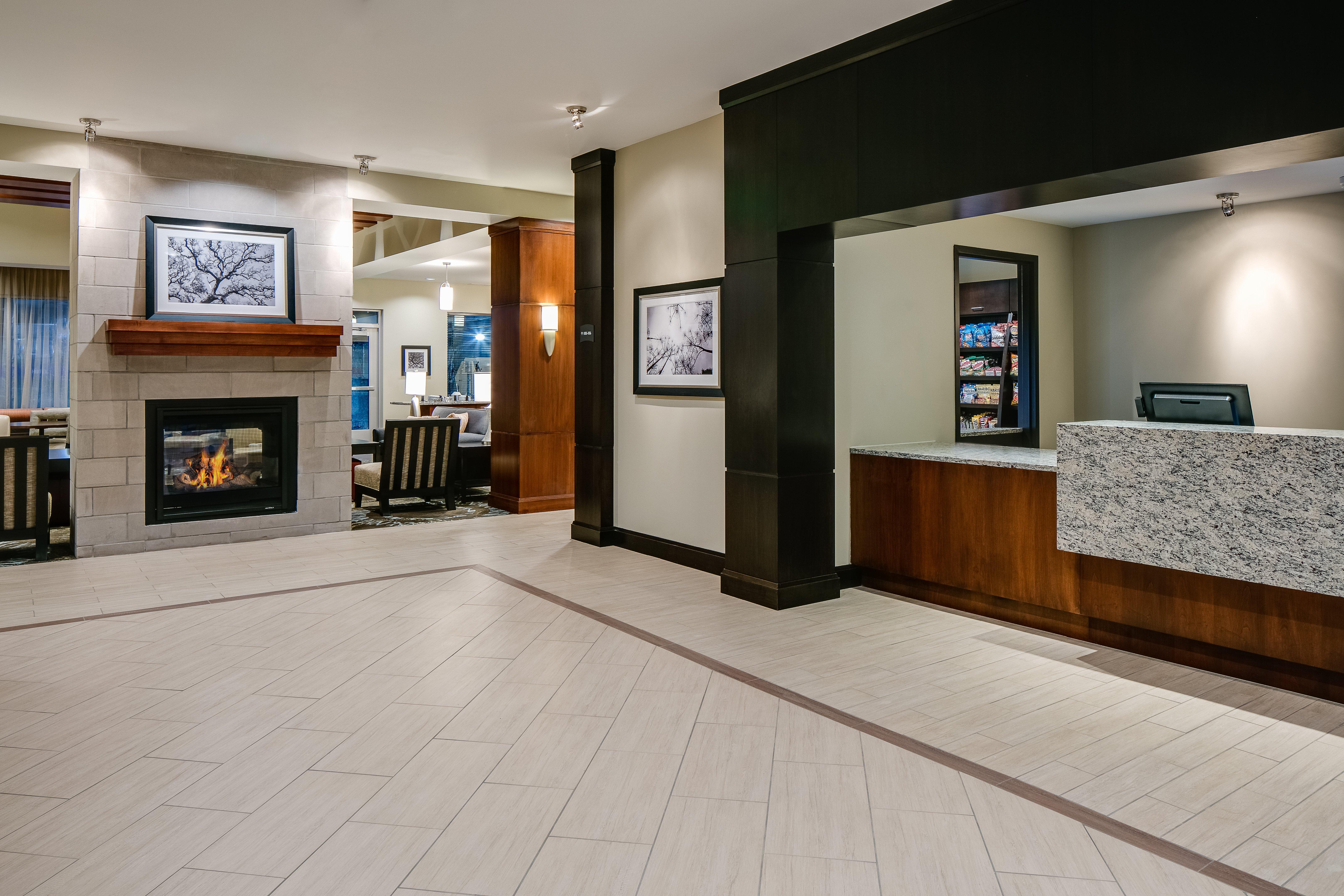 Staybridge Suites Des Moines Downtown By Ihg Экстерьер фото