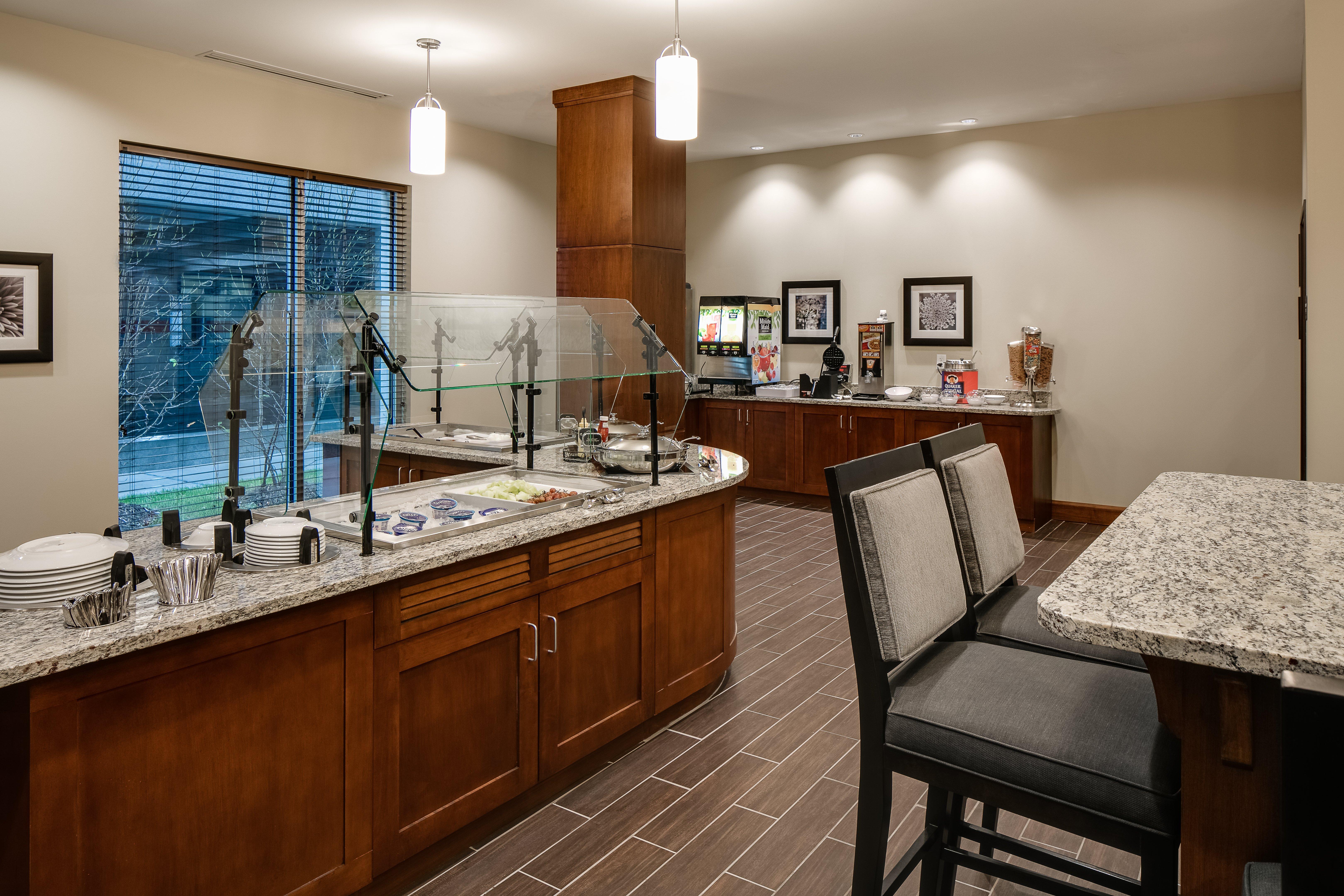 Staybridge Suites Des Moines Downtown By Ihg Экстерьер фото