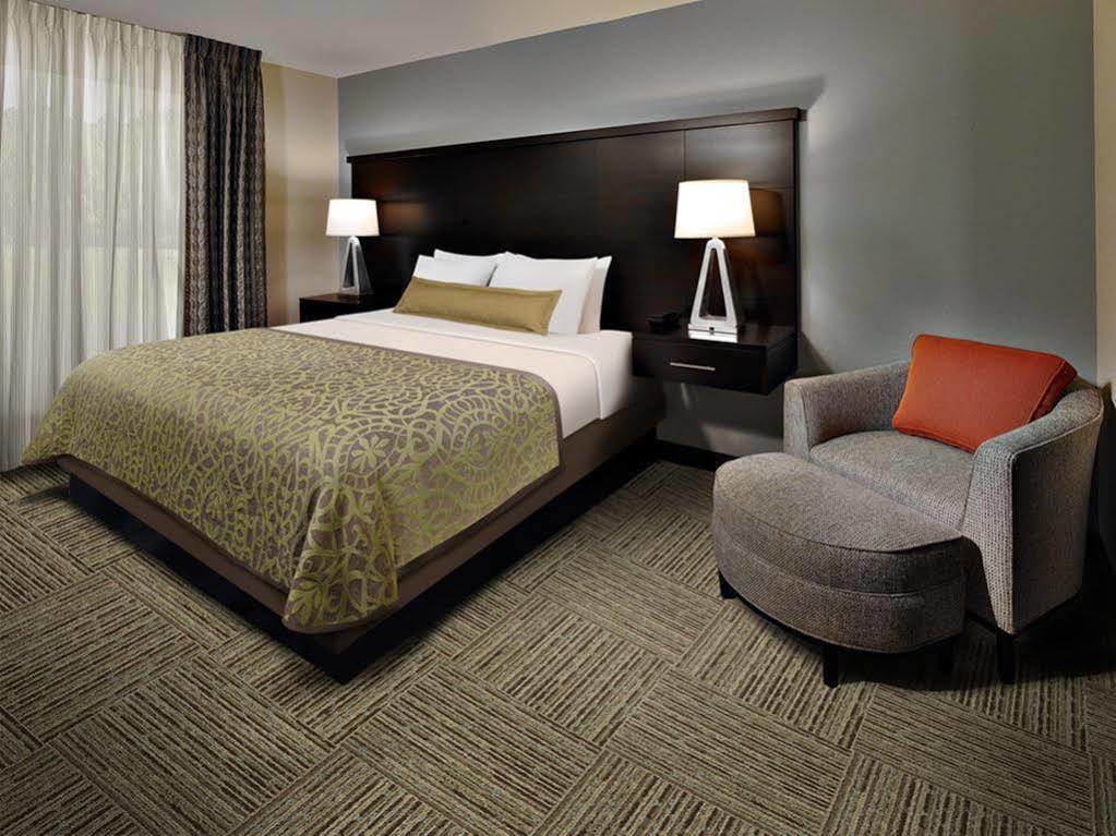 Staybridge Suites Des Moines Downtown By Ihg Экстерьер фото