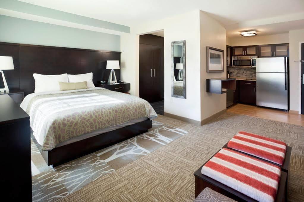 Staybridge Suites Des Moines Downtown By Ihg Экстерьер фото