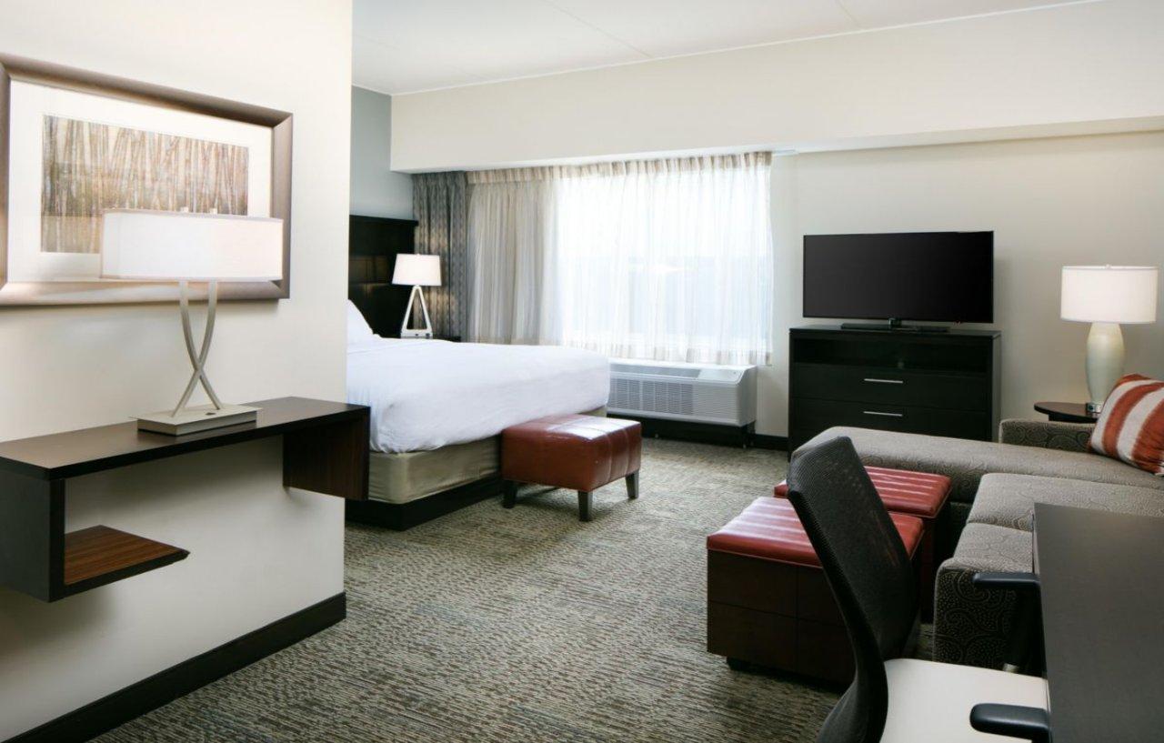 Staybridge Suites Des Moines Downtown By Ihg Экстерьер фото